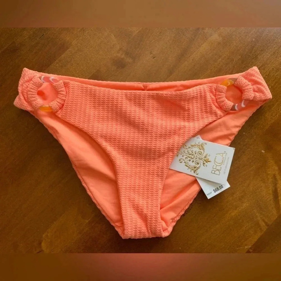 Becca Women's Line in the Sand Hipster Bikini Textured Bottom Peach‎ Large NEW - Picture 3 of 4